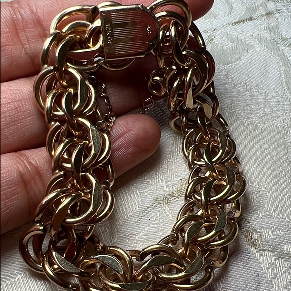 VTG Luxurious 12k Gold filled Link Bracelet - Picture 4 of 6